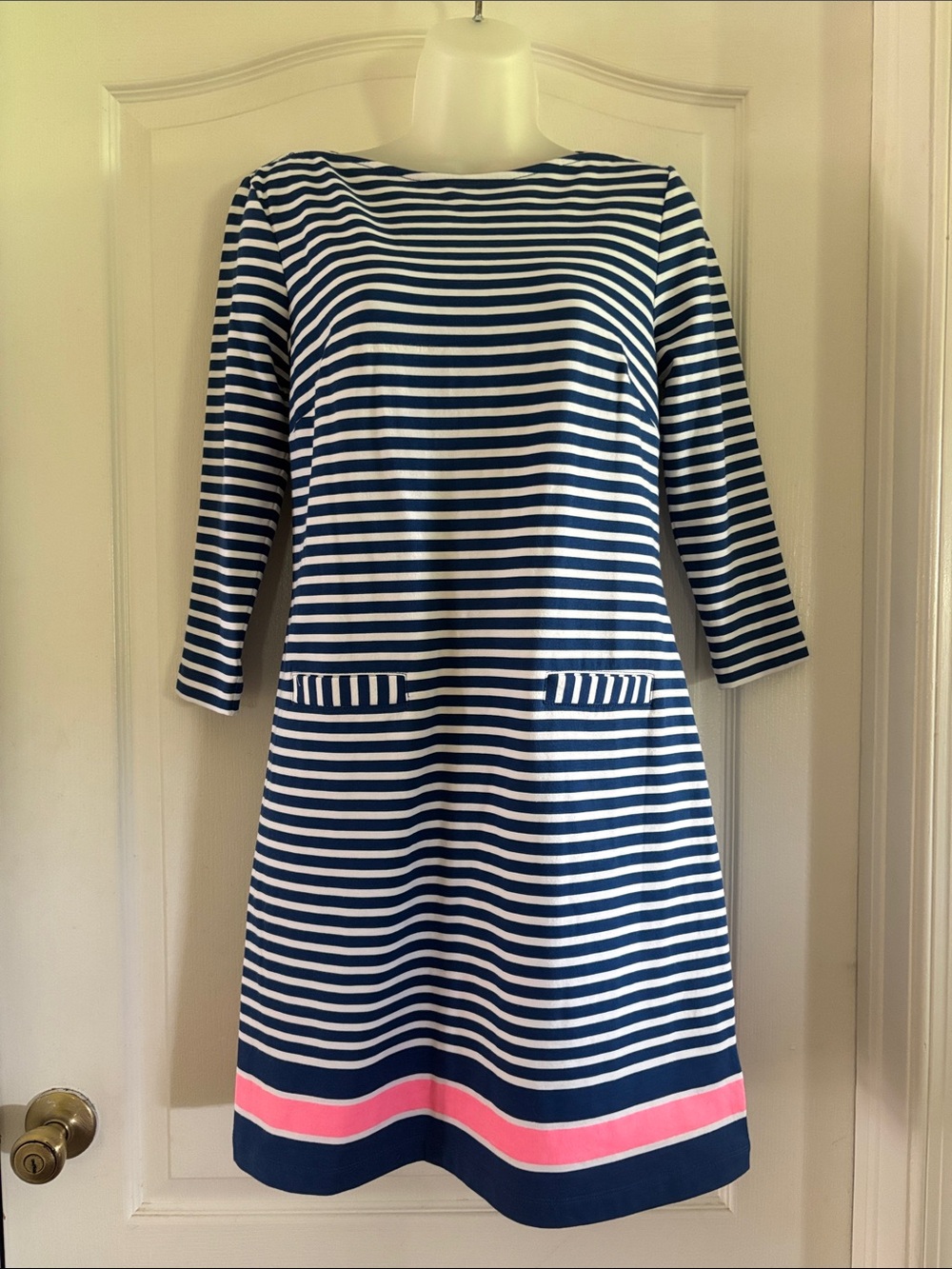 Lilly Pulitzer Navy and White Striped 1/2 sleeve  small